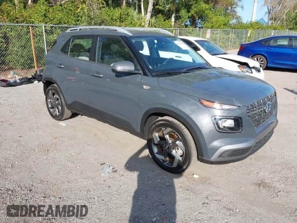 ✅ 2024 Hyundai Venue SEL • VIN: KMHRC8A31RU306499 • Lot: 41536798. Listed on IAAI with 1,838 mi. Free auction sales archive from the USA and detailed vehicle history report at DreamBid. Image 1.