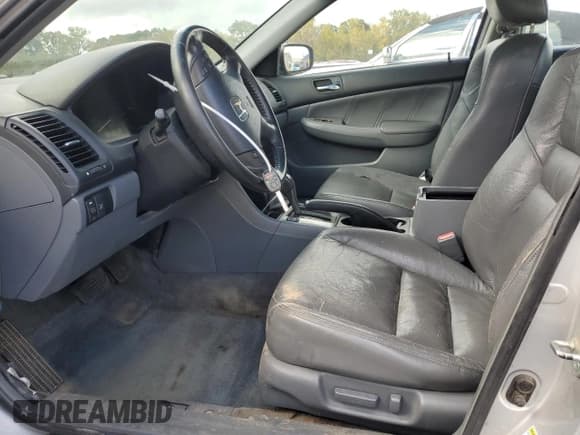 ✅ 2006 Honda Accord EX-L • VIN: 1HGCM66536A075142 • Lot: 90595835. Listed on Copart with 233,515 mi. Free auction sales archive from the USA and detailed vehicle history report at DreamBid. Image 7.