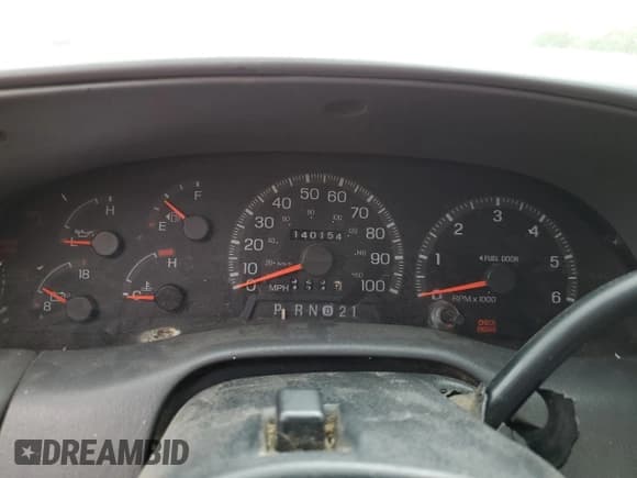 ✅ 1998 Ford F-150 • VIN: 1FTRX18LXWNA89434 • Lot: 62430165. Listed on Copart with 140,154 mi. Free auction sales archive from the USA and detailed vehicle history report at DreamBid. Image 9.