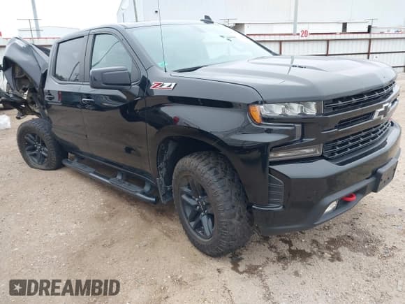 ✅ 2021 Chevrolet Silverado 1500 LT Trail Boss • VIN: 3GCPYFEL2MG471873 • Lot: 41216075. Wystawiony na IAAI z przebiegiem 40 334 mil. Bezpłatny archiwum sprzedaży aukcyjnych z USA i szczegółowy raport historii pojazdu na DreamBid. Zdjęcie 1.
