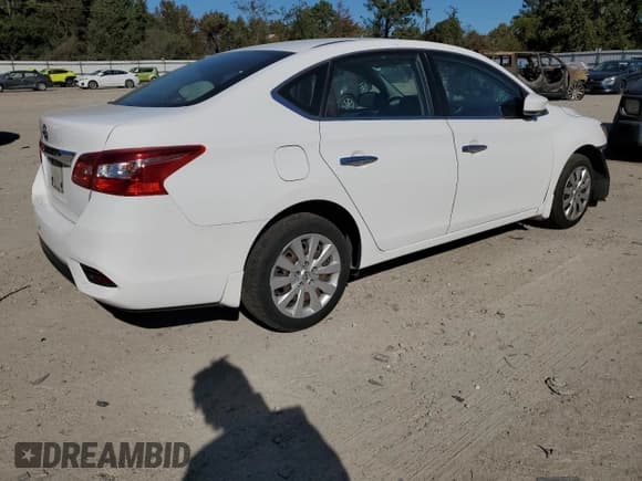 ✅ 2017 Nissan Sentra S • VIN: 3N1AB7AP1HY245087 • Lot: 82692795. Listed on Copart with 174,469 mi. Free auction sales archive from the USA and detailed vehicle history report at DreamBid. Image 3.