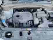 2018 Hyundai Santa Fe 2.4L z VIN 5NMZTDLB4JH088572, wystawiony jako Copart lot #90405795 z przebiegiem 151 539 mil mil oraz Czysty tytuł • Clean title. Historia ofert i sprzedaży dostępna na DreamBid. Obrazek 12.