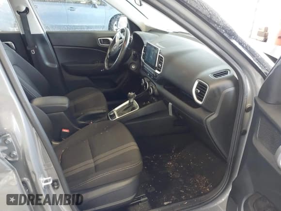 ✅ 2022 Hyundai Venue SEL • VIN: KMHRC8A3XNU155124 • Lot: 41652688. Listed on IAAI with 44,382 mi. Free auction sales archive from the USA and detailed vehicle history report at DreamBid. Image 5.