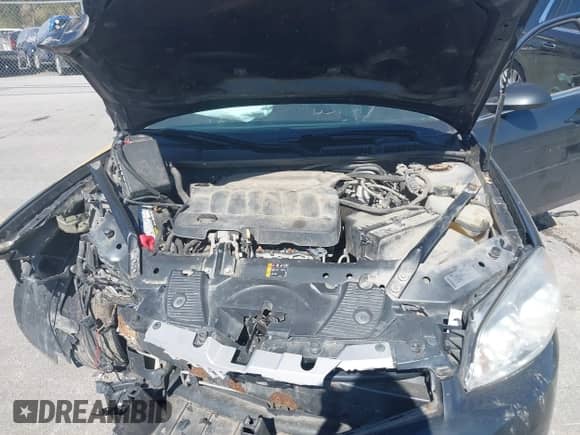 2013 Chevrolet Impala LT z VIN 2G1WG5E30D1258303, wystawiony jako IAAI lot #43319877 z przebiegiem Nie podano mil oraz . Historia ofert i sprzedaży dostępna na DreamBid. Obrazek 10.