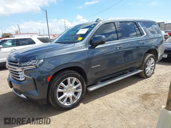 ✅ 2021 Chevrolet Tahoe High Country • VIN: 1GNSCTKL2MR110503 • Лот: 42928162. Опубликован ранее на IAAI с пробегом 81 564 миль. Бесплатный доступ к архиву аукционных продаж из США и подробный отчёт об истории автомобиля на DreamBid. Изображение 2.