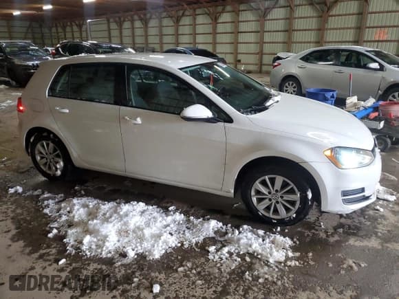 ✅ 2016 Volkswagen Golf TSI S • VIN: 3VW217AU8GM034448 • Lot: 92264935. Listed on Copart with 177,983 mi. Free auction sales archive from the USA and detailed vehicle history report at DreamBid. Image 4.