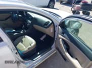 ✅ 2013 Kia Optima LX • VIN: KNAGM4AD0D5038765 • Lot: 43658029. Listed on IAAI with 177,703 mi. Free auction sales archive from the USA and detailed vehicle history report at DreamBid. Image 5.