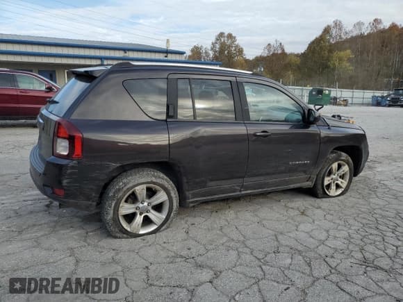✅ 2014 Jeep Compass Latitude • VIN: 1C4NJDEB6ED735120 • Lot: 89876965. Listed on Copart with 144,812 mi. Free auction sales archive from the USA and detailed vehicle history report at DreamBid. Image 3.