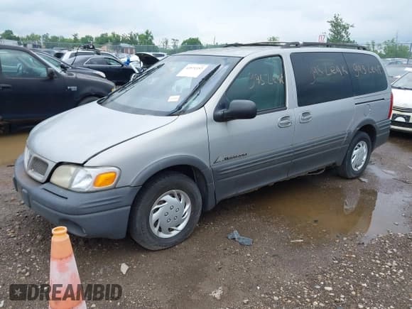 ✅ 2000 Pontiac Montana • VIN: 1GMDX03E7YD355008 • Lot: 42571157. Listed on IAAI with 221,655 mi. Free auction sales archive from the USA and detailed vehicle history report at DreamBid. Image 2.