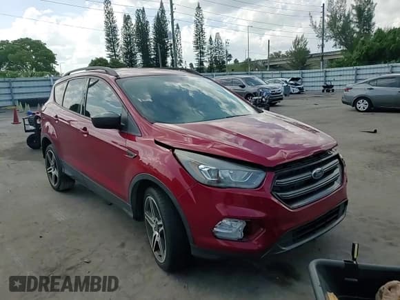 ✅ 2019 Ford Escape SEL • VIN: 1FMCU0HD7KUA88173 • Lot: 70126525. Listed on Copart with 95,789 mi. Free auction sales archive from the USA and detailed vehicle history report at DreamBid. Image 13.