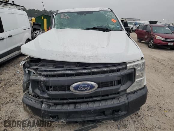 ✅ 2022 Ford F-250 • VIN: 1FT8X2AT1NEE17009 • Lot: 43755805. Listed on Copart with Not provided. Free auction sales archive from the USA and detailed vehicle history report at DreamBid. Image 9.