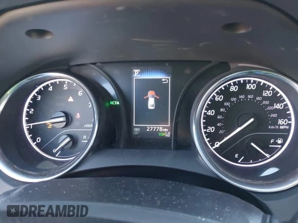 ✅ 2020 Toyota Camry SE • VIN: 4T1M11AK8LU322995 • Lot: 43640820. Listed on IAAI with 27,778 mi. Free auction sales archive from the USA and detailed vehicle history report at DreamBid. Image 7.