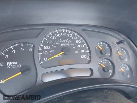 ✅ 2004 GMC Sierra 2500 SL • VIN: 1GDHC24U54E244508 • Lot: 42110629. Wystawiony na IAAI z przebiegiem Nie podano. Bezpłatny archiwum sprzedaży aukcyjnych z USA i szczegółowy raport historii pojazdu na DreamBid. Zdjęcie 15.