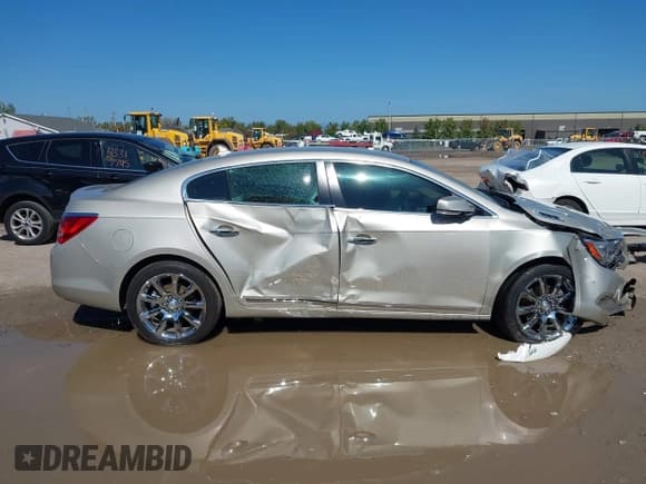 ✅ 2014 Buick LaCrosse Leather • VIN: 1G4GB5G3XEF280399 • Lot: 43315950. Wystawiony na IAAI z przebiegiem 60 557 mil. Bezpłatny archiwum sprzedaży aukcyjnych z USA i szczegółowy raport historii pojazdu na DreamBid. Zdjęcie 14.