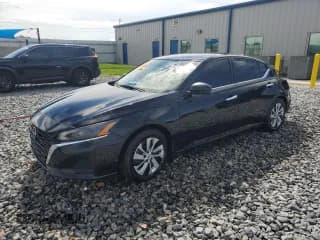 ✅ 2024 Nissan Altima S • VIN: 1N4BL4BV8RN300326 • Lot: 71547275. Wystawiony na Copart z przebiegiem 55 960 mil. Bezpłatny archiwum sprzedaży aukcyjnych z USA i szczegółowy raport historii pojazdu na DreamBid. Zdjęcie 1.