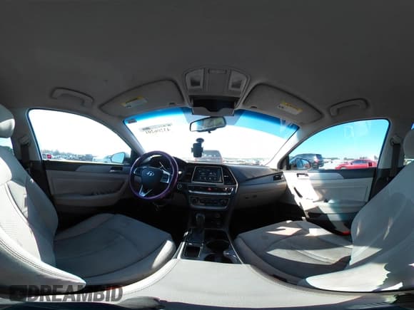 ✅ 2018 Hyundai Sonata SEL • VIN: 5NPE34AF0JH627356 • Lot: 43206201. Listed on IAAI with 128,773 mi. Free auction sales archive from the USA and detailed vehicle history report at DreamBid. Image 18.