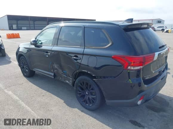 2018 Mitsubishi Outlander ES with VIN JA4AZ3A33JZ048927, listed as a IAAI auction lot 42753414 with 64,343 mi miles and . Bid and sale history available at DreamBid. Image 3.
