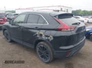 ✅ 2023 Mitsubishi Eclipse Cross LE • VIN: JA4ATVAA3PZ001949 • Lot: 42209728. Wystawiony na IAAI z przebiegiem 64 147 mil. Bezpłatny archiwum sprzedaży aukcyjnych z USA i szczegółowy raport historii pojazdu na DreamBid. Zdjęcie 3.