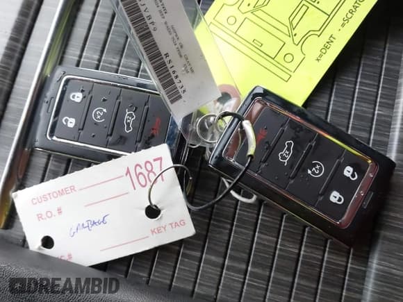 ✅ 2024 Jeep Wagoneer Series II • VIN: 1C4SJVBP9RS168735 • Lot: 43609207. Wystawiony na IAAI z przebiegiem 36 975 mil. Bezpłatny archiwum sprzedaży aukcyjnych z USA i szczegółowy raport historii pojazdu na DreamBid. Zdjęcie 11.