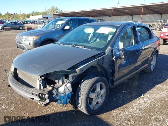 2009 Chevrolet Cobalt 1LT with VIN 1G1AT58H097212297, listed as a IAAI auction lot 43492590 with 140,542 mi miles and . Bid and sale history available at DreamBid. Image 2.