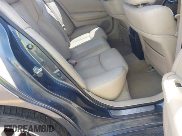 2013 Nissan Maxima SV с VIN 1N4AA5AP5DC815847, выставлен на аукционе IAAI как лот 42758399 с пробегом 168 056 миль миль и . История ставок и продаж доступна на DreamBid. Изображение 8.