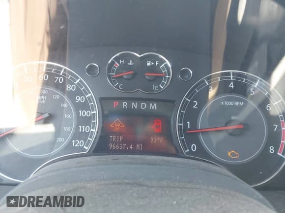 ✅ 2008 Suzuki XL7 Luxury • VIN: 2S3DA417386112930 • Lot: 42665521. Wystawiony na IAAI z przebiegiem 96 637 mil. Bezpłatny archiwum sprzedaży aukcyjnych z USA i szczegółowy raport historii pojazdu na DreamBid. Zdjęcie 7.