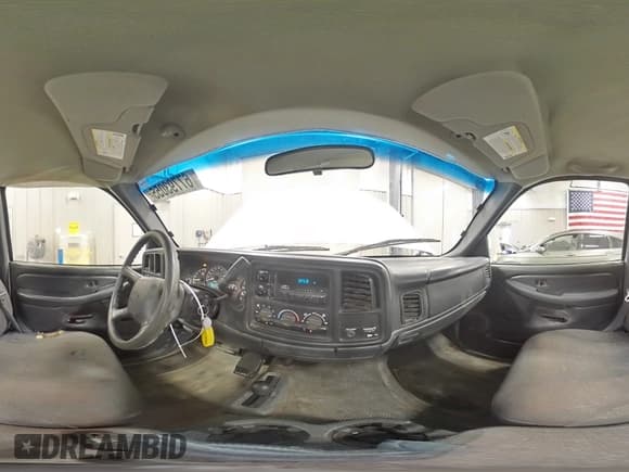 ✅ 2001 Chevrolet Silverado 2500HD • VIN: 1GCHK24G41E236753 • Lot: 67793055. Listed on Copart with 182,875 mi. Free auction sales archive from the USA and detailed vehicle history report at DreamBid. Image 14.