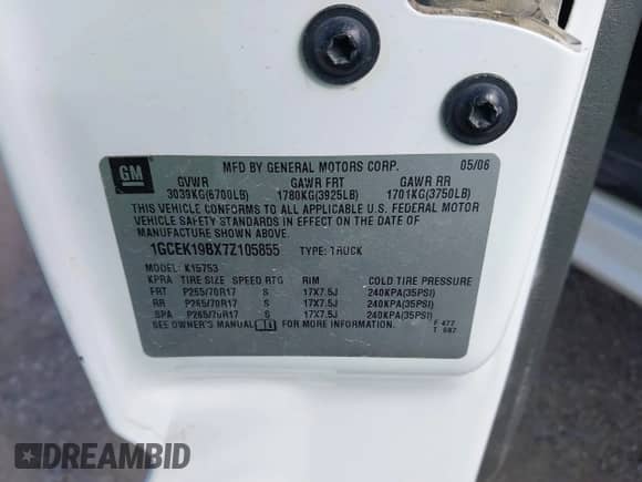 2007 Chevrolet Silverado 1500 LT3 z VIN 1GCEK19BX7Z105855, wystawiony jako IAAI lot #43430002 z przebiegiem 79 058 mil mil oraz . Historia ofert i sprzedaży dostępna na DreamBid. Obrazek 9.