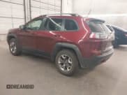 ✅ 2019 Jeep Cherokee Trailhawk • VIN: 1C4PJMBX7KD328864 • Lot: 43159443. Wystawiony na IAAI z przebiegiem 168 010 mil. Bezpłatny archiwum sprzedaży aukcyjnych z USA i szczegółowy raport historii pojazdu na DreamBid. Zdjęcie 3.