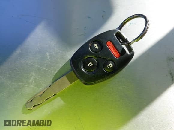 ✅ 2010 Honda Accord LX • VIN: 1HGCP2F33AA098993 • Лот: 43549040. Опубликован ранее на IAAI с пробегом 152 814 миль. Бесплатный доступ к архиву аукционных продаж из США и подробный отчёт об истории автомобиля на DreamBid. Изображение 11.