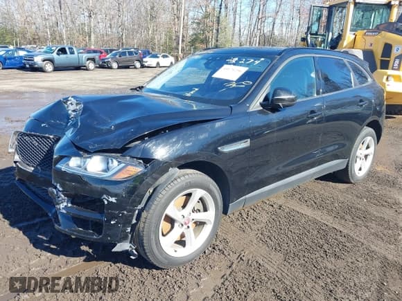 ✅ 2018 Jaguar F-Pace 30t Premium • VIN: SADCJ2GX3JA202274 • Lot: 40171256. Listed on IAAI with Not provided. Free auction sales archive from the USA and detailed vehicle history report at DreamBid. Image 2.
