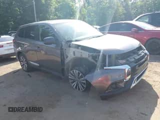 ✅ 2020 Mitsubishi Outlander ES • VIN: JA4AD2A33LZ045876 • Лот: 42557430. Опубликован ранее на IAAI с пробегом 20 764 миль. Бесплатный доступ к архиву аукционных продаж из США и подробный отчёт об истории автомобиля на DreamBid. Изображение 1.
