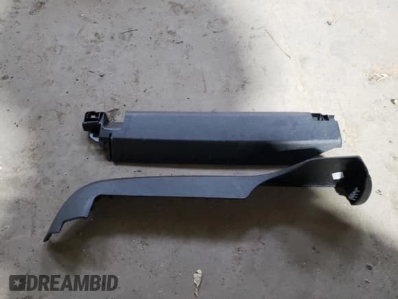 ✅ 2018 BMW 5 Series 540i xDrive • VIN: WBAJE7C50JWC57146 • Лот: 89716455. Опубликован ранее на Copart с пробегом 79 917 миль. Бесплатный доступ к архиву аукционных продаж из США и подробный отчёт об истории автомобиля на DreamBid. Изображение 12.