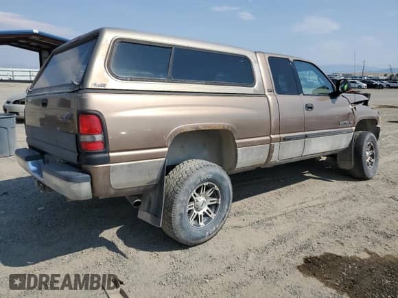 2001 Dodge 1500 с VIN 3B7HF13Z11G731194, выставлен на аукционе Copart как лот 59831784 с пробегом Не указан миль и Чистый • Clean title. История ставок и продаж доступна на DreamBid. Изображение 3.