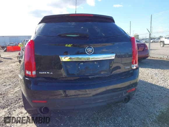 ✅ 2016 Cadillac SRX Luxury Collection • VIN: 3GYFNEE32GS570414 • Lot: 43403544. Listed on IAAI with 142,993 mi. Free auction sales archive from the USA and detailed vehicle history report at DreamBid. Image 16.