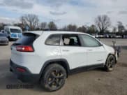 ✅ 2016 Jeep Cherokee Latitude • VIN: 1C4PJMCS1GW218908 • Lot: 52721225. Listed on Copart with 101,510 mi. Free auction sales archive from the USA and detailed vehicle history report at DreamBid. Image 3.