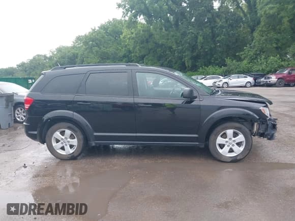 ✅ 2016 Dodge Journey SE • VIN: 3C4PDCAB9GT238916 • Lot: 42823396. Wystawiony na IAAI z przebiegiem 122 607 mil. Bezpłatny archiwum sprzedaży aukcyjnych z USA i szczegółowy raport historii pojazdu na DreamBid. Zdjęcie 14.