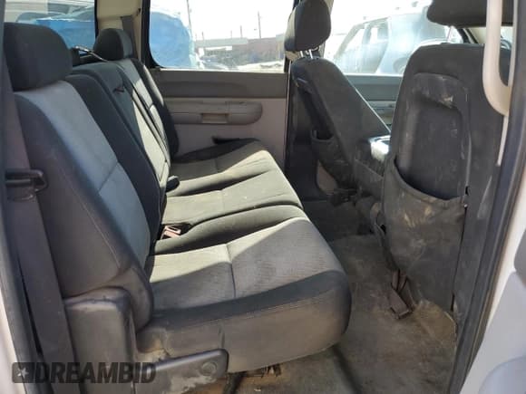 ✅ 2009 Chevrolet Silverado 2500HD Work Truck • VIN: 1GCHC43K09F167712 • Лот: 52971865. Опубликован ранее на Copart с пробегом Не указан. Бесплатный доступ к архиву аукционных продаж из США и подробный отчёт об истории автомобиля на DreamBid. Изображение 11.