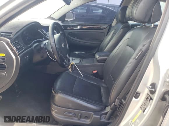 ✅ 2013 Hyundai Genesis 3.8L • VIN: KMHGC4DD4DU244626 • Lot: 91504995. Listed on Copart with 162,594 mi. Free auction sales archive from the USA and detailed vehicle history report at DreamBid. Image 7.