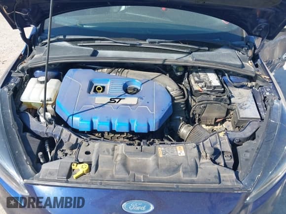 ✅ 2016 Ford Focus ST • VIN: 1FADP3L90GL398754 • Lot: 43271283. Listed on IAAI with 111,448 mi. Free auction sales archive from the USA and detailed vehicle history report at DreamBid. Image 10.