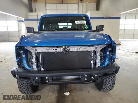 ✅ 2024 Ford Bronco Badlands • VIN: 1FMEE9BP5RLA08124 • Lot: 52100065. Listed on Copart with 6,300 mi. Free auction sales archive from the USA and detailed vehicle history report at DreamBid. Image 5.