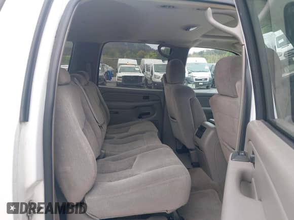 2005 Chevrolet Suburban Z71 с VIN 3GNFK16Z05G217607, выставлен на аукционе IAAI как лот 43370284 с пробегом 149 619 миль миль и . История ставок и продаж доступна на DreamBid. Изображение 8.