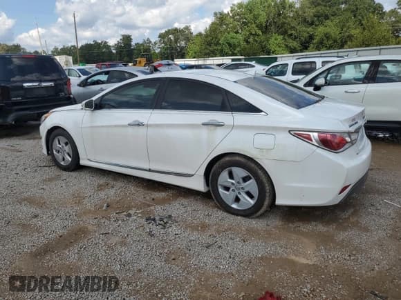 ✅ 2012 Hyundai Sonata Hybrid • VIN: KMHEC4A41CA059302 • Lot: 71953074. Listed on Copart with 161,739 mi. Free auction sales archive from the USA and detailed vehicle history report at DreamBid. Image 2.