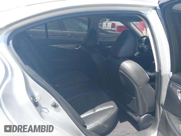 ✅ 2018 Infiniti Q50 Luxe • VIN: JN1EV7AP2JM357558 • Lot: 42070640. Listed on IAAI with 65,804 mi. Free auction sales archive from the USA and detailed vehicle history report at DreamBid. Image 8.