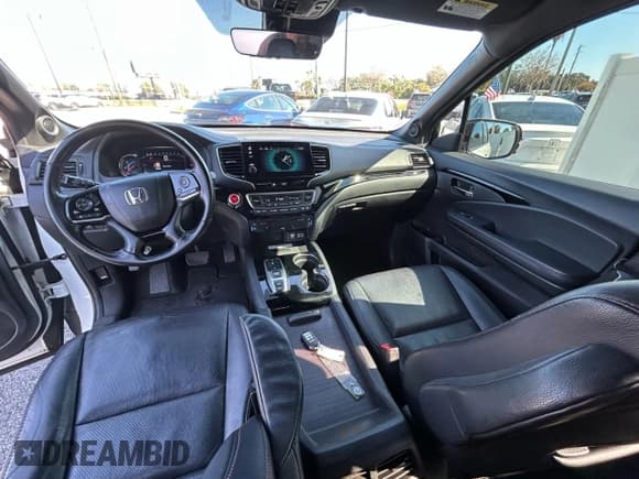 ✅ 2022 Honda Pilot Black Edition • VIN: 5FNYF6H70NB015452 • Lot: 93778695. Listed on Copart with 35,546 mi. Free auction sales archive from the USA and detailed vehicle history report at DreamBid. Image 9.