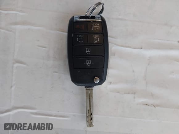 ✅ 2020 Kia Sedona LX • VIN: KNDMB5C18L6623560 • Lot: 43524544. Wystawiony na IAAI z przebiegiem 39 419 mil. Bezpłatny archiwum sprzedaży aukcyjnych z USA i szczegółowy raport historii pojazdu na DreamBid. Zdjęcie 11.