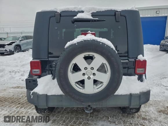 ✅ 2007 Jeep Wrangler Sahara • VIN: 1J8FA54167L197023 • Лот: 94193805. Опубликован ранее на Copart с пробегом 115 282 миль. Бесплатный доступ к архиву аукционных продаж из США и подробный отчёт об истории автомобиля на DreamBid. Изображение 6.