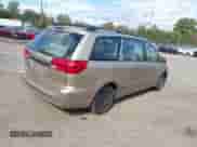 2005 Toyota Sienna LE z VIN 5TDZA23C65S279318, wystawiony jako IAAI lot #43482518 z przebiegiem 214 159 mil mil oraz . Historia ofert i sprzedaży dostępna na DreamBid. Obrazek 4.