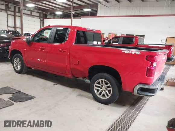 2020 Chevrolet Silverado 1500 LT with VIN 1GCRYDEK7LZ318067, listed as a IAAI auction lot 41908778 with 148,765 mi miles and . Bid and sale history available at DreamBid. Image 3.