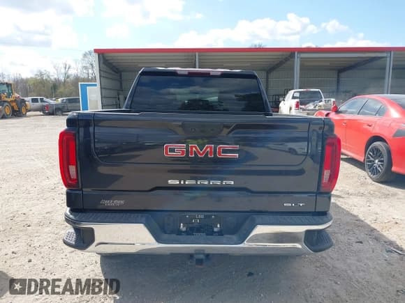 ✅ 2022 GMC Sierra 1500 SLT • VIN: 3GTUUDED0NG643444 • Лот: 41768605. Опубликован ранее на IAAI с пробегом 27 377 миль. Бесплатный доступ к архиву аукционных продаж из США и подробный отчёт об истории автомобиля на DreamBid. Изображение 16.